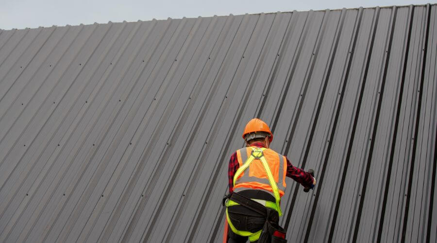Expert Emergency Roof Repairs services in Luverne, AL